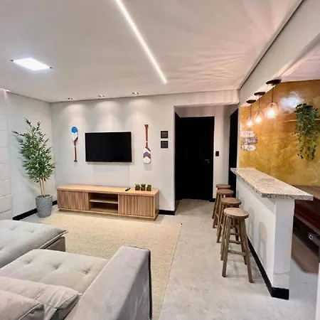 Lindo apartamento na Praia Grande-2